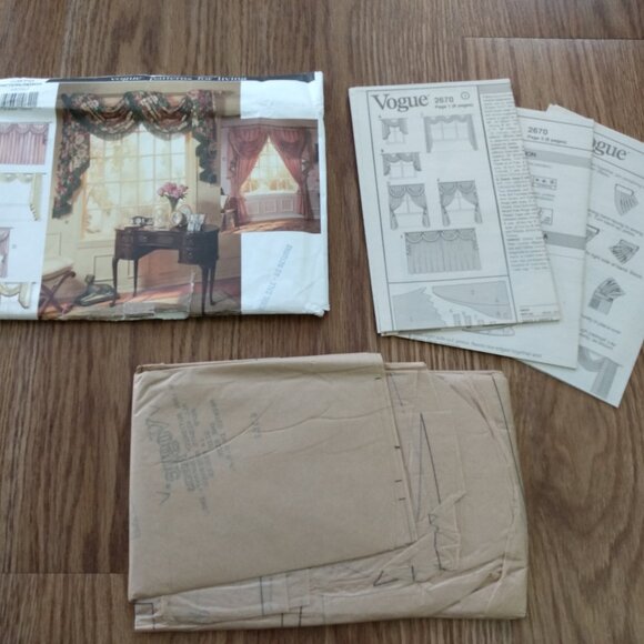 Vintage Vogue 2670 Curtains Sewing Pattern Swags Jabots UNCUT - Picture 15 of 16